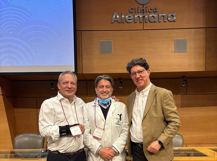 El doctor Florencio Monje protagoniza un simposio internacional de cirugía ortognática y de la ATM en Chile